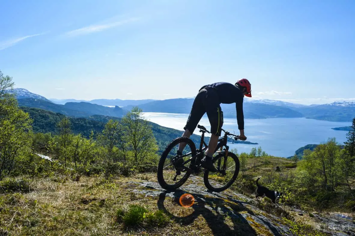 Norwegian big mountain riding